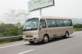 Golden Dragon Kast Premium Business Coach Sets New Heights in Passenger Transport